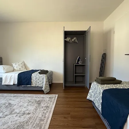 Napa Night Offenburg - Klimaanlage, Balkon, Nahe Messe & Europa-Park