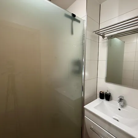 Napa Night Offenburg - Klimaanlage, Balkon, Nahe Messe & Europa-Park Apartmán
