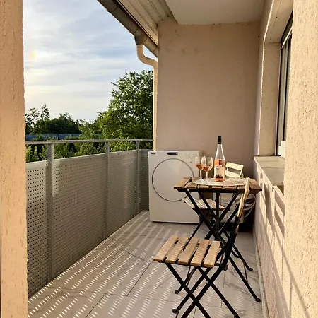 Apartmán Napa Night Offenburg - Klimaanlage, Balkon, Nahe Messe & Europa-Park Offenburg
