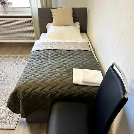 Napa Night Offenburg - Klimaanlage, Balkon, Nahe Messe & Europa-Park *