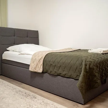 Apartmán Napa Night Offenburg - Klimaanlage, Balkon, Nahe Messe & Europa-Park Offenburg