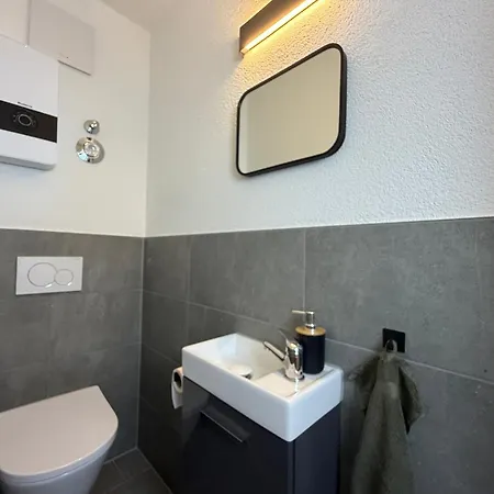Napa Night Offenburg - Parkplatz, Balkon, Nahe Messe & Europa-Park *
