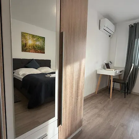 Napa Night Offenburg - Parkplatz, Balkon, Nahe Messe & Europa-Park اوفنبرغ